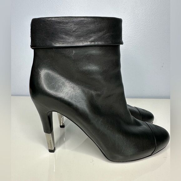 Chanel Bottines Ankle boots Lambskin Leather Heeled size 38 **see pictures** - Picture 2 of 11